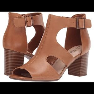 Deva Heidi Smooth Leather Stacked Sandals